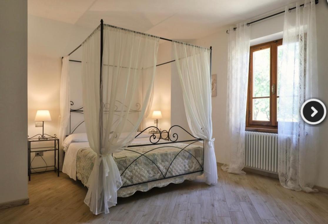 Agriturismo Quata Country House Borgo alla Collina 外观 照片