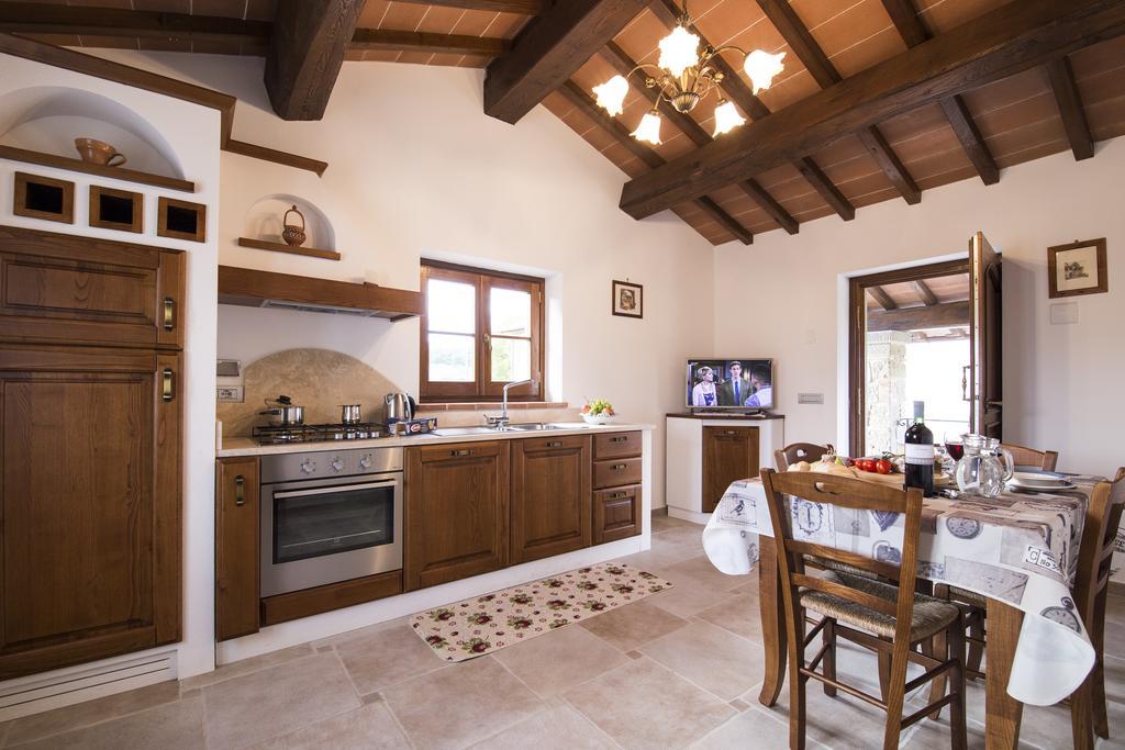 Agriturismo Quata Country House Borgo alla Collina 外观 照片